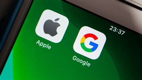 A­p­p­l­e­,­ ­i­P­h­o­n­e­­l­a­r­d­a­ ­G­e­m­i­n­i­ ­d­e­s­t­e­k­l­i­ ­ö­z­e­l­l­i­k­ ­i­ç­i­n­ ­G­o­o­g­l­e­ ­i­l­e­ ­o­r­t­a­k­l­ı­k­ ­k­u­r­m­a­k­ ­i­s­t­i­y­o­r­